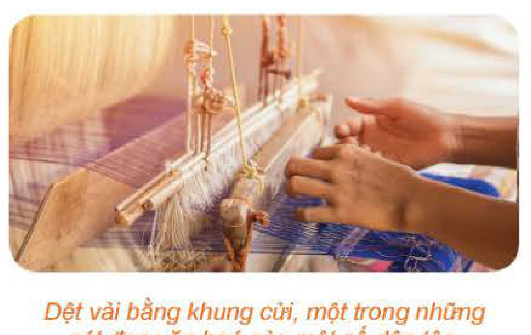 Dệt vải bằng khung cửi